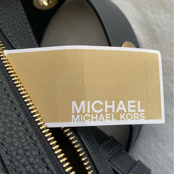 NWT MICHAEL KORS  BARLOW Admiral MD Messenger Handbag.  Leather.  Dark Blue - Picture 5 of 10